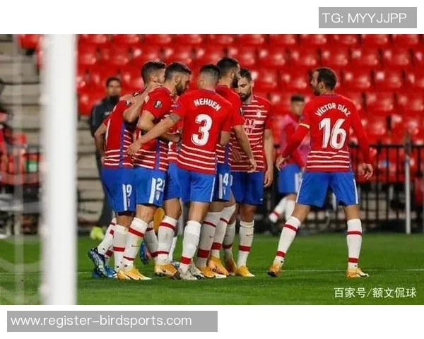 成都足球队配合引发热议欧冠赛场争议背后的战术分析与反思 成都足球队配合引发热议欧冠赛场争议背后的战术分析与反思